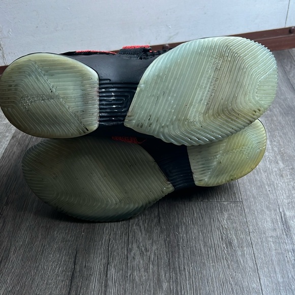 Nike Lebron Soldier XII Bred Black / Red Basketball Shoes Mens Size 11. AO2609-0 - Picture 7 of 8